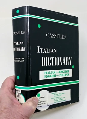Cassell's Italian Dictionary (Italian- English) (English- Italian) Funk Wagnalls - Image 1 of 4