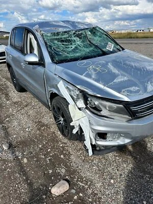 Alternador usado serve: 2013 Volkswagen Tiguan exc. City 2.0L diesel 140 amp ID 06 - Imagem 1 de 4