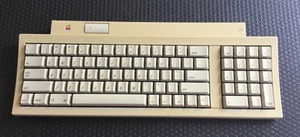 Vintage Apple Keyboard II Model M0487 Macintosh - GS28 - Picture 1 of 8