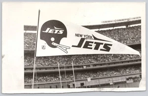 NY JETS fans & pennant, 5 x 8 inch photo 1970s National Football League NFL - Picture 1 of 2