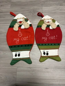 Katze 2 Weihnachtsstrümpfe Fischform Plüsch Filz Katze Pfotenabdrücke Haustiere - Bild 1 von 11