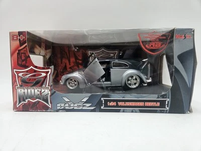 New Maisto G-Ridez 1:24 Scale Volkswagen Beetle V Bugz Black Silver - Image 1 of 3