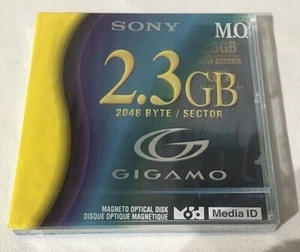 Sony Gigamo 3,5" MO Disk 2,3 Go - Cartouche de données - Emballage d'origine - EDMG23C - Photo 1/2