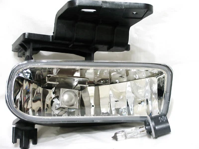 Faro antiniebla lado pasajero para Suburban Tahoe 2000-2006 Silverado 1999-2002 Foto 1 de 2