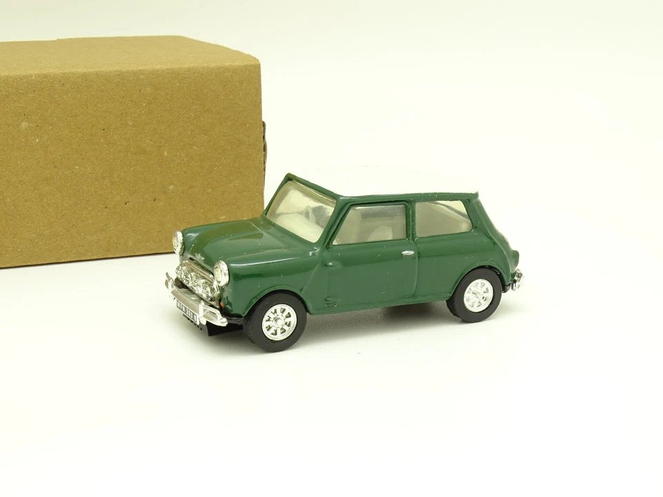 Corgi SB 1/43 - Austin Mini Cooper Verde - Immagine 1 di 1