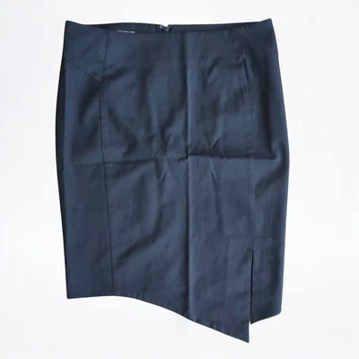 Stefanel women's black skirt with small zip back retro flared size 38 - Image 1 of 4