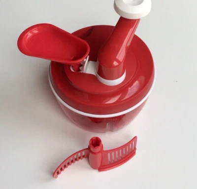 TUPPERWARE Quick-Chef 3,  1,3 l  Zerkleinerer - Bild 1 von 4