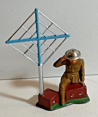 Manoil Soldier Radioman con antena grande posguerra Foto 1 de 2