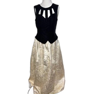 Vestido Jessica McClintok Estilo Tuexdo Negro Terciopelo Marfil Falda Completa Talla 12 Foto 1 de 4