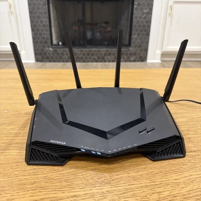 NETGEAR Nighthawk XR500 Gaming Router EUC - Image 1 of 4
