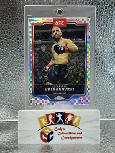 Alexander Volkanovski 2025 Topps Chrome UFC X-Fractor #18 - Picture 1 of 10