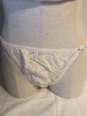 BRAGUITA DE BIKINI BODY ORGULLOS VINTAGE SATINADO ARRUGADO con lazos talla 6 marfil Foto 1 de 4
