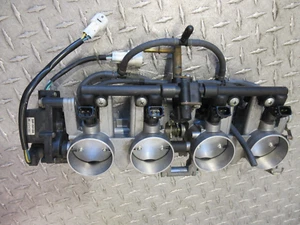 05 2005 GSXR1000 GSXR 1000 THROTTLE BODIES FUEL INJECTORS TPS 31123 - Picture 1 of 16
