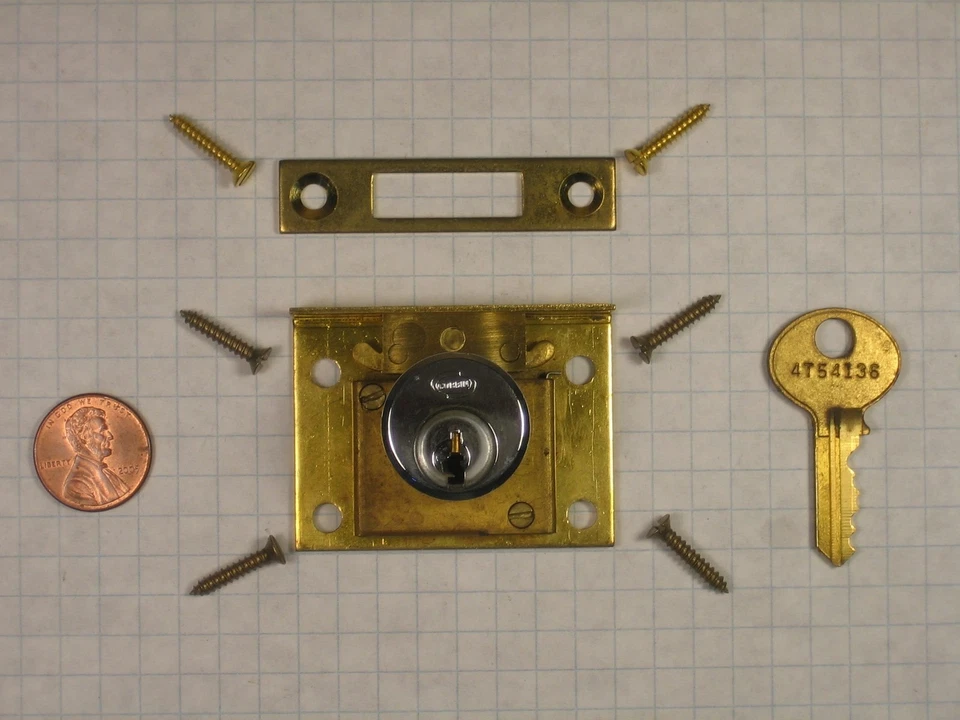 CORBIN #0168 CHEST LOCK, SOLID BRASS, POLISHED CHROME-PLATED, FOR 7/8" MATERIAL - Image 1 of 4