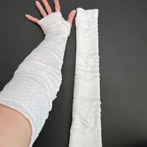 Off White Cream Mummy Bandage Gloves Ruffle Arm Warmers Cyber Goth Costume Ghost - Picture 1 of 5
