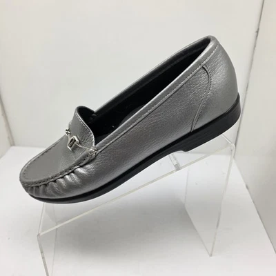 Мокасины SAS серебристые кожаные удобные без шнуровки размер 9,5 W ширина  - Изображение 1 из 4