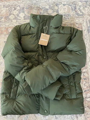 Chaqueta para mujer Patagonia silenciosa con cremallera completa (verde pino torrey) 27935 $269 Foto 1 de 3