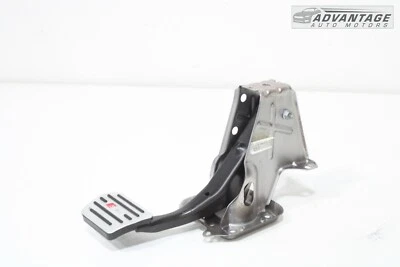 AUDI Q3 QUATTRO 2015-2018 ASISTENCIA DE ESTACIONAMIENTO PARADA FRENO PEDAL CON SOPORTE OEM Foto 1 de 4