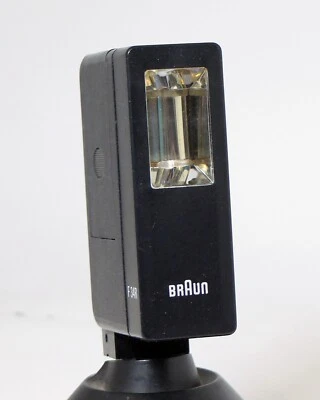 Braun Hobby F34R F 34R Electronic Flash Universal 35mm SLR film camera - Image 1 of 3