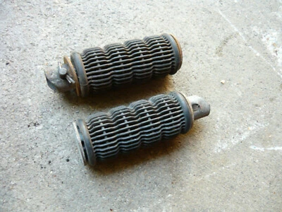 Estriberas traseras traseras Suzuki GS550E GS550L GS550 1980 43610-44000 43612-33210 Foto 1 de 4