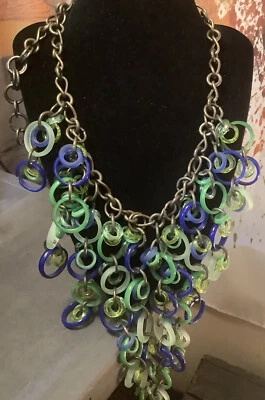 COLLAR PEPITA ANTHROPOLOGIE CRISTAL DECLARACIÓN BABB AZUL VERDE RARO FIRMADO $216 Foto 1 de 4