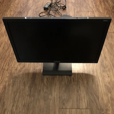 Samsung 21.5" SE310 LED Monitor S22E310H/LS22E310HS FULLY FUNCTIONAL - Image 1 of 4