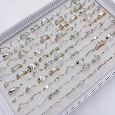 Lote de 50 anillos a granel para hombres y mujeres gótico grunge moda anillo al por mayor Foto 1 de 3