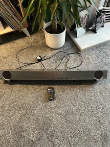 Yamaha YAS-101 Soundbar Silver Dolby Digital Surround 22W for Home Theater - Picture 1 of 10