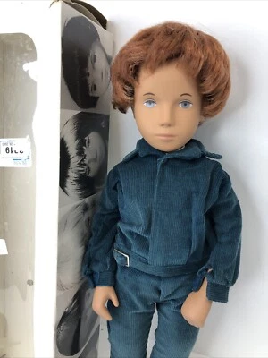 "Muñeca Sasha vintage de 16"" traje turquesa niño pelirrojo 312 ojos azules niño sin usar, en caja #S" Foto 1 de 4