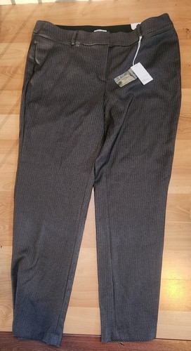 Foto 1 di 14