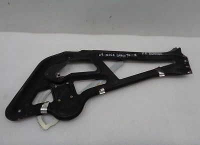 02-06 Dodge Sprinter 2500 regulador de ventana lateral delantero derecho manual OEM AK2411302 Foto 1 de 4