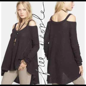Free People Womens Sz S Charcoal Moonshine Cold Shoulder V Neck High Low Sweater - Picture 1 of 3
