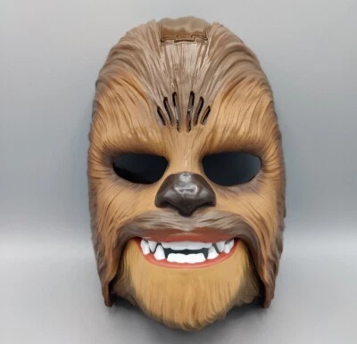 Máscara parlante Hasbro Star Wars Force Awakens Roaring Chewbacca Wookie Sounds 2015 Foto 1 de 4