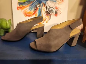 NEW women's size 10 NATURALIZER faux gray suede sling back peep toes block heels - Picture 1 of 8