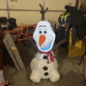 Gemmy 4 piedi Disney's Frozen Standing Olaf Natale Gonfiabile - Foto 1 di 5