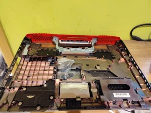 Asus ROG G752V base inferiore viti subwoofer + altoparlanti cover HDD caddy extra - Foto 1 di 6