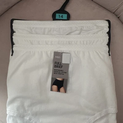 MARKS AND SPENCER M&S COLLECTION 3 Pack Cotton Rich Full Briefs White Size 14 BNWT Marks & Spencer