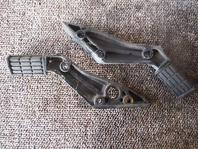 1986 86 Yamaha Radian YX600 YX 600 Left Right Rear Passenger Pegs Peg — 第 1/4 张图片