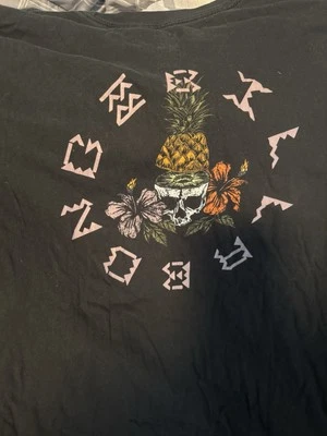 Billabong Men’s Geo Toucan Tshirt - Image 1 of 3