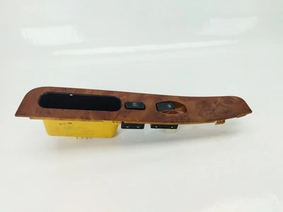 9357820000 COMMANDE DE LÈVE VITRE AVANT DROIT / 95463 POUR KIA CARNIVAL II GQ Foto 1 de 4