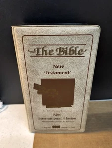 The Bible New Testament on 12 Lifetime Cassettes New International Version NIV - Picture 1 of 3