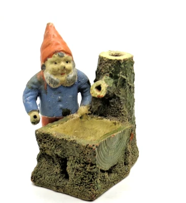 25039/ Alte Figur Zwerg Gartenzwerg am Wasserbrunnen Keramik sign. Munz  12,5 cm - Bild 1 von 4