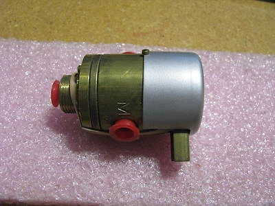 THE POWERS REGULATOR CO RELAY # 147-1000 NSN: 5945-00-874-9551 MODEL 1E2 - Image 1 of 4