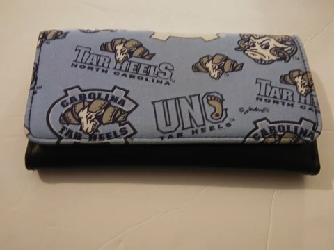 North Carolina Ladies UNC Tarheels Tri-Fold Checkbook Wallet Cover