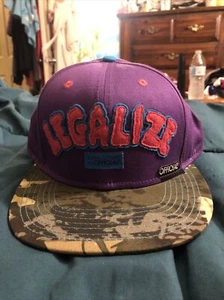 Gorra Oficial Legalizada Snapback Gorra Púrpura Rosa Estampado Camuflaje Bill Streetwear - Imagen 1 de 4