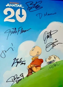 CAST SIGNED AVATAR - LAST AIRBENDER Poster 2025 Exclusive Comic Con REPRINT 8x10 - Imagen 1 de 1