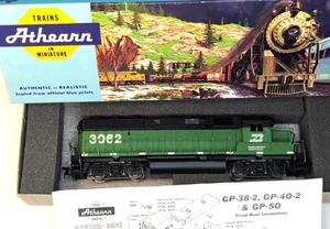 ATHEARN - EMD GP40-2 Locomotore Diesel "BURLINGTON NORTH" - Scala HO - Foto 1 di 11