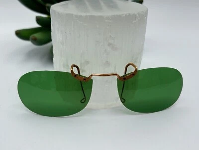 Gafas de sol Polaroid vintage tono dorado clip en tono verde Foto 1 de 4