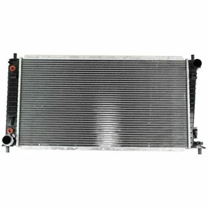 Radiator V6/V8 4.6L/5.4L 1 Row (2136) fits 1999 2003 Ford P/U Lightduty - Picture 1 of 2