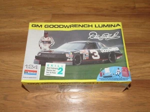 Monogram Dale Earnhardt #3 GM Goodwrench Lumina Model Kit Neu in Verpackung 1990 - Bild 1 von 7